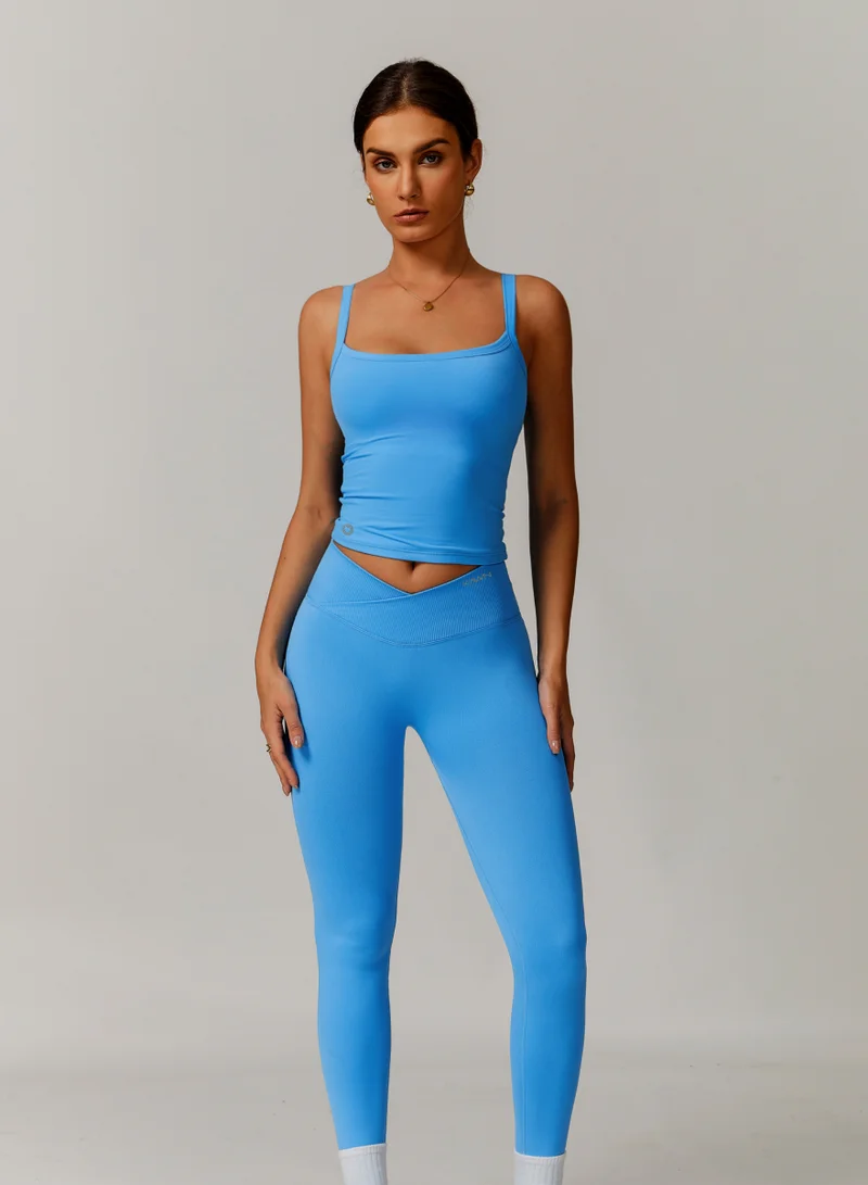 كون.يوغا بلوزة كامي نسائية بياقة مربعة