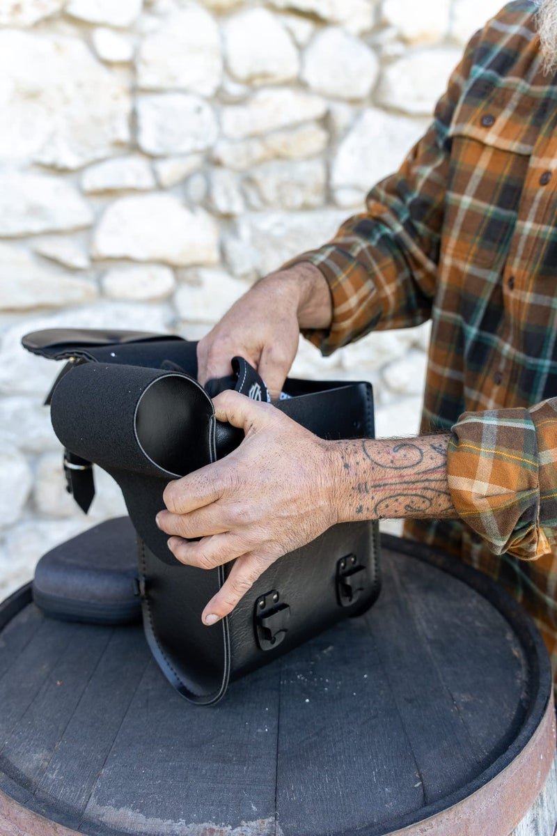 Dowco Willie & Max 58431-00 Warrior Series: Synthetic Leather Motorcycle Sissy Bar Bag, Black, Universal Fit, 6 Liter Capacity - Image 3