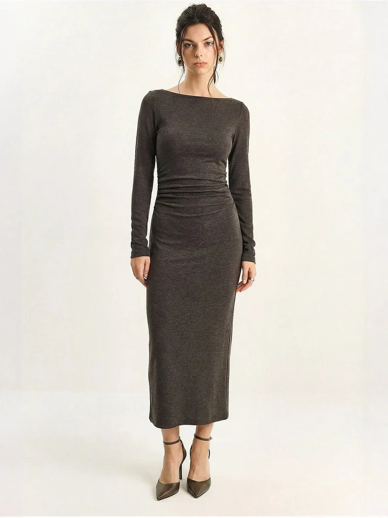 بيانكو لوتشي LUCCI Boat Neck Bodycon Midi Dress with Drape Detail