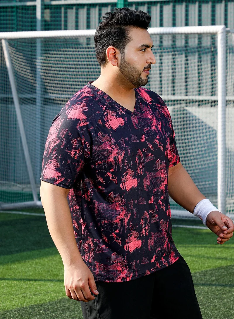 Instafab Plus  Men's Scarelet Red & Midnight Black Abstract-Imprint Activewear T-Shirt for Men | Best Price UAE