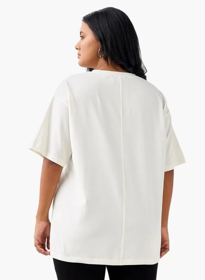  أولا بوبكن تيشيرت مقاس كبير بياقة مستديرة وأكمام قصيرة وطبعات من أولا بوبكن