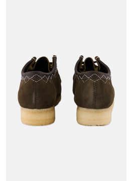 clarks Men Standard Wallabee Suede Lace Up Shoes, Dark Green  - Image 2