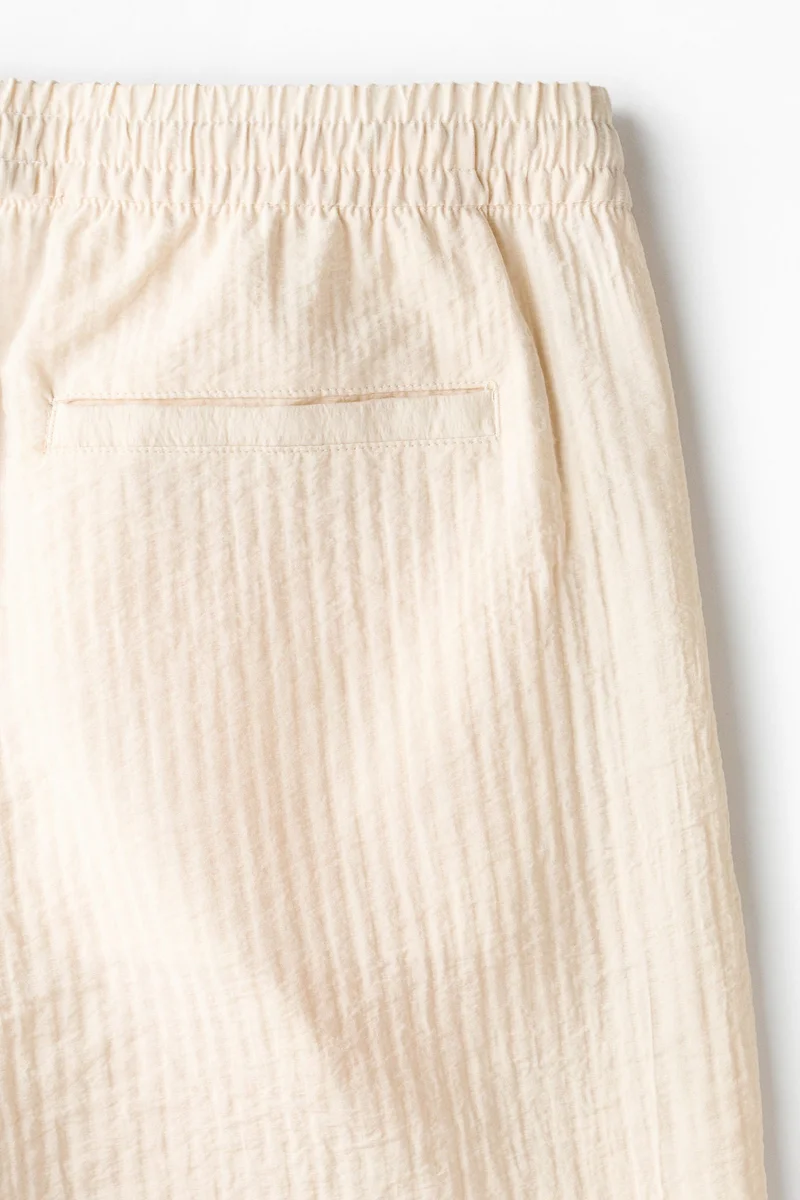 H&M  Relaxed Fit Textured shorts for Men | Best Price UAE