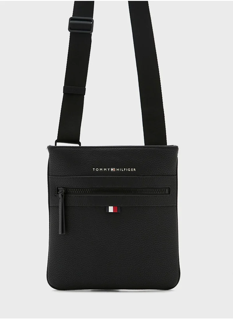 TOMMY JEANS Logo Messenger