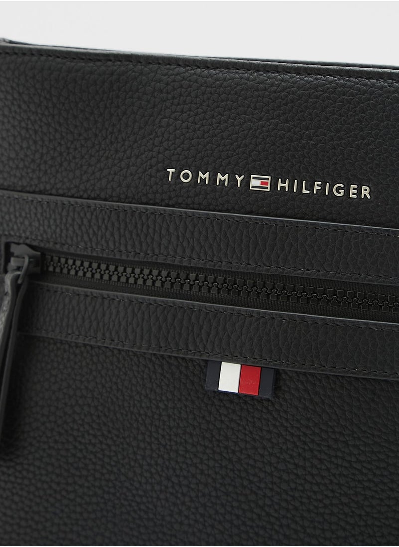 TOMMY JEANS Logo Messenger  - Image 4