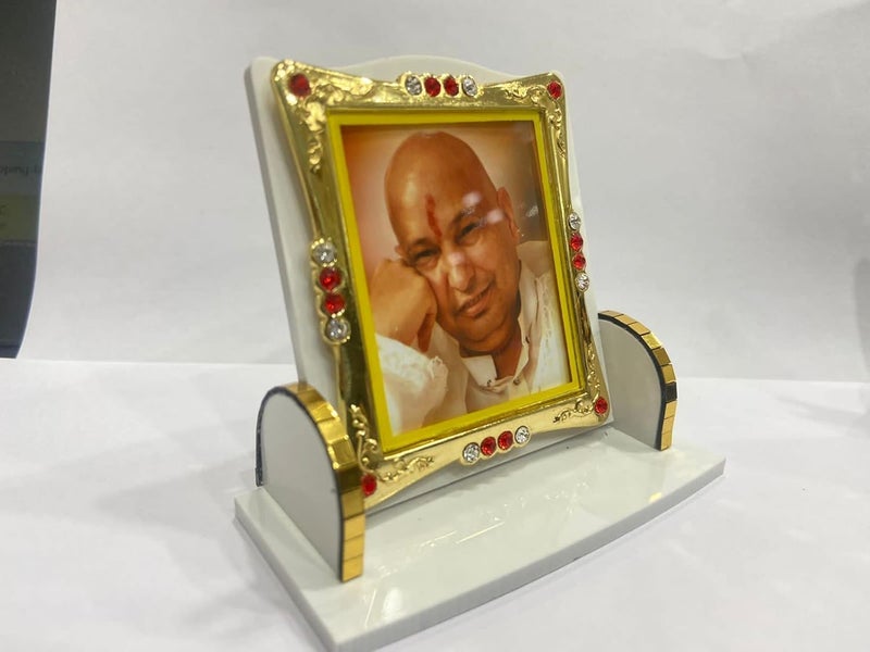 AYUNIX Guru Ji Swaroop for Cars Dashboard | Idol for Car Guruji Photo Swaroop Guruji Car Dashboard (White) - Image 2