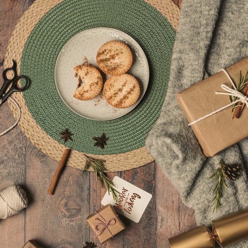 Noctiflorous مجموعة المظورين المستديرة المستديرة في Noctiflorous مجموعة من 4 حصير طاولة 15 بوصة مقاومة للحرارة قابلة للغسل لطاولة الطعام غير المنقولة في الهواء الطلق في الهواء - Image 5