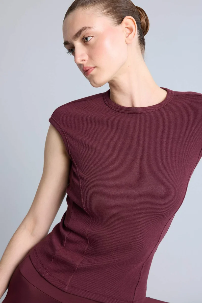 ديفاكتو Slim Fit Crew Neck modal Short Sleeve T-Shirt