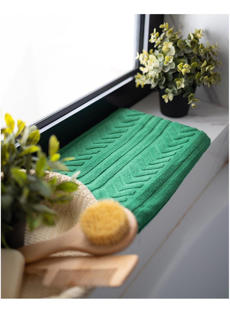 Streams Jacquard Towel 600 GSM