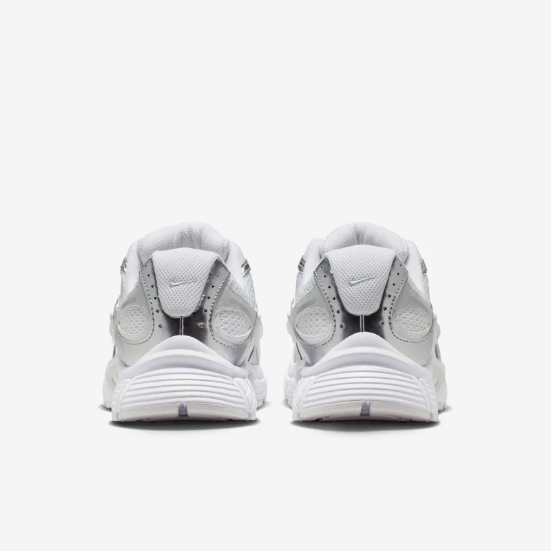 Nike White Women's V5 RNR Shoes for Women | Best Price UAE