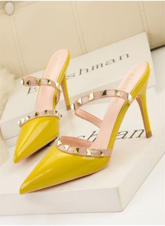 Eloshman Shallow Mouthed Pointed Hollow Metal Rivets With Patent Leather Sandals Green  - Image 1