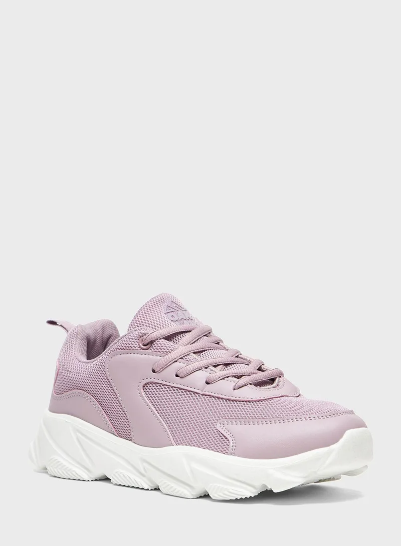 شو اكسبرس Lace Up Low Top Sneakers