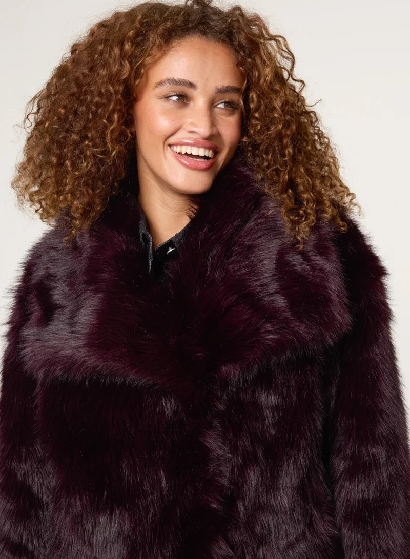 Blue Vanilla Short Faux Fur Coat