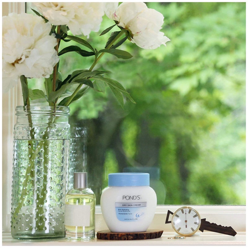 Pond's Dry Skin Cream Rich Hydrating Skin Cream, 3.9 Oz (Pack of 1) - Image 3
