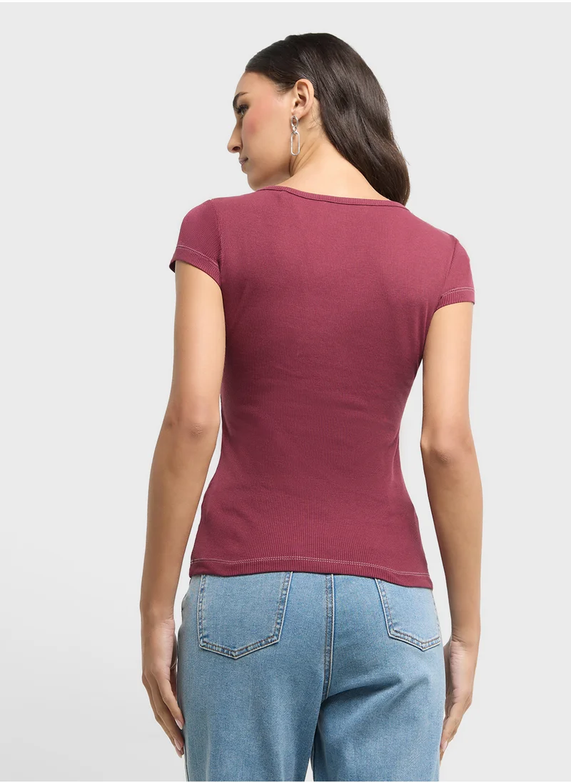 GUESS Ribbed Button Detail Top