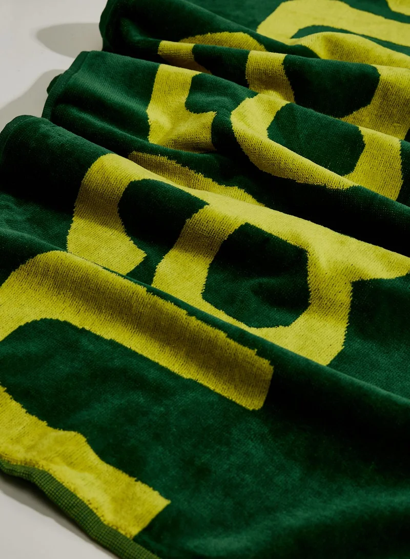 havaianas Green Logo Print Beach Towel