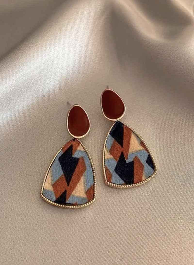 يوكا  طقم أقراط متميزة من 10  قطع بسيطة وعتيقة بشكل زهرة لؤلؤية، مجوفة على شكل قلب من لونين، فاخرة وفريدة من نوعها - Image 3