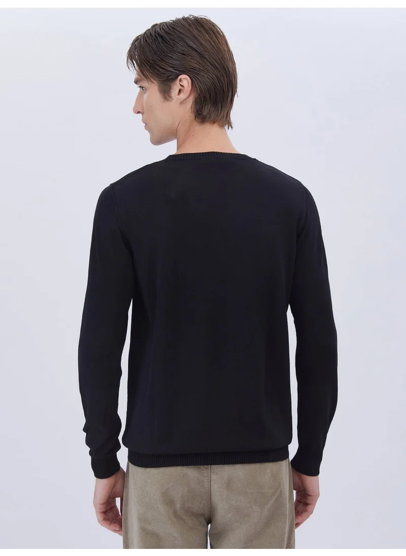 كيب Black Crew Neck Plain Knit Sweater