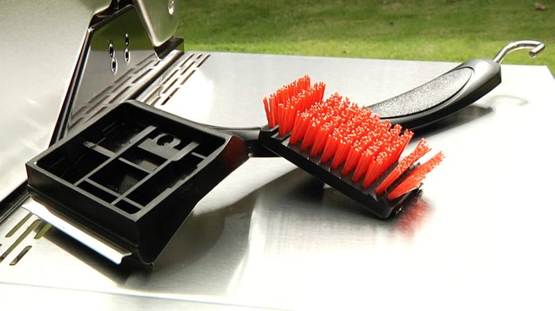 Char-Broil CharbroilÂ® SAFER Replaceable Head Grill Brush - 8666894W06 - Image 3