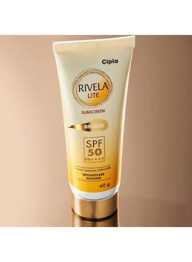 سيبلا واقي الشمس سيبلا ريفيلا لايت بعامل حماية 50، لون برونزي، حماية واسعة النطاق من الأشعة فوق البنفسجية UVA وUVB، تركيبة موس خفيفة الوزن، حماية يومية خفيفة من الشمس، 40 غرام - Image 2