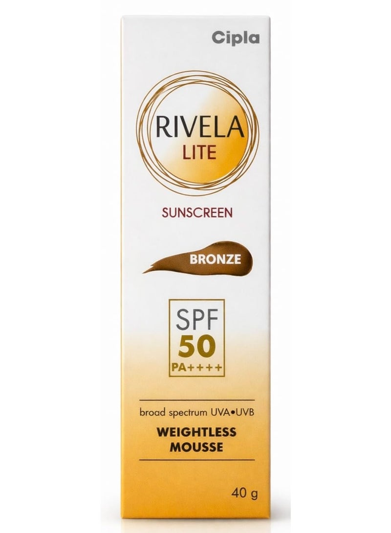 سيبلا واقي الشمس سيبلا ريفيلا لايت بعامل حماية 50، لون برونزي، حماية واسعة النطاق من الأشعة فوق البنفسجية UVA وUVB، تركيبة موس خفيفة الوزن، حماية يومية خفيفة من الشمس، 40 غرام - Image 3