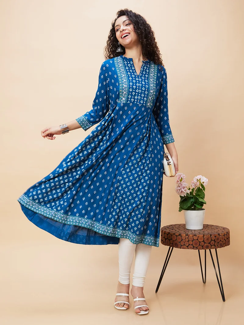 globus Women Ethnic Motifs Printed Thread Work Indie Prints Kurta