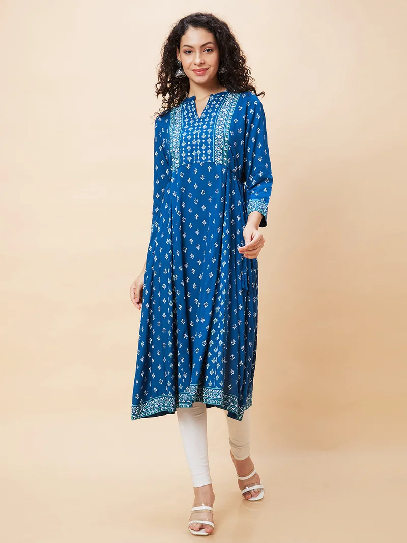 globus Women Ethnic Motifs Printed Thread Work Indie Prints Kurta