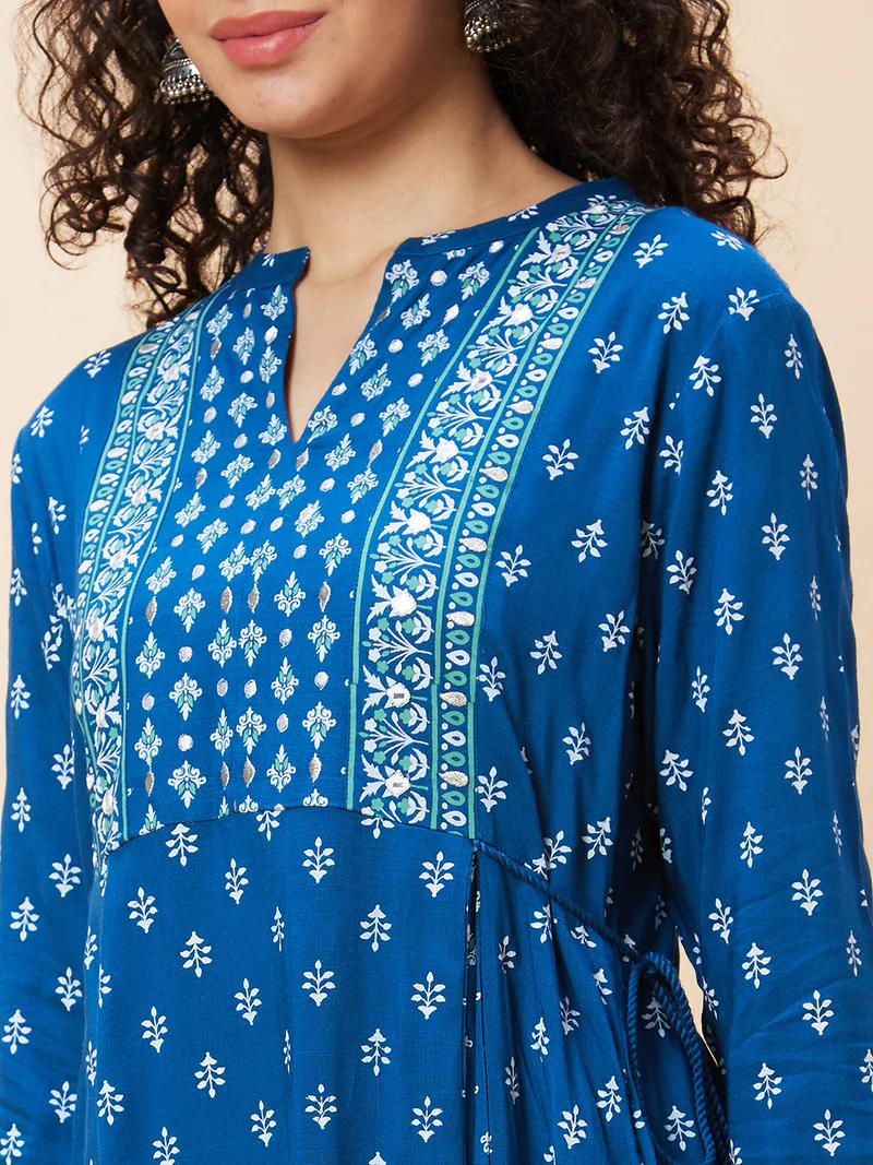 globus Women Ethnic Motifs Printed Thread Work Indie Prints Kurta