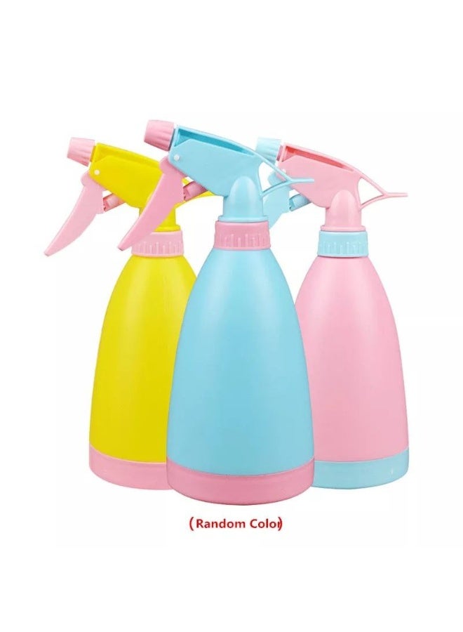500ml Manual Plastic Water Spray Bottle for Gardening & Cleaning - Random Colors. - Image 1