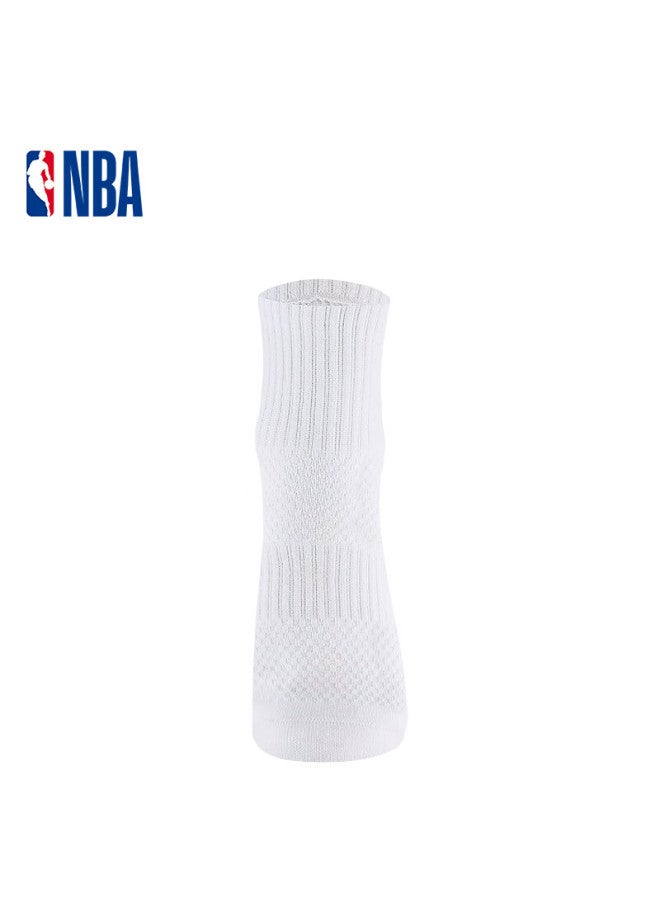إن بي أيه جوارب NBA البيضاء للرجال، جوارب رياضية عادية، جوارب قطنية صيفية شبكية تسمح بالتهوية وتمتص العرق، جوارب كرة السلة للتدريب والجري، 6 أزواج - Image 3