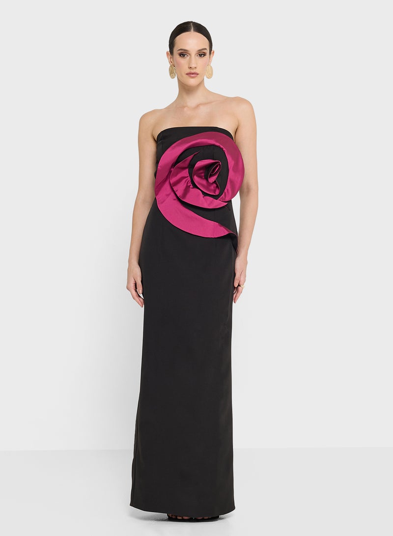 نمشي x فستان باندو بنقشة زهور مميزة - Image 1