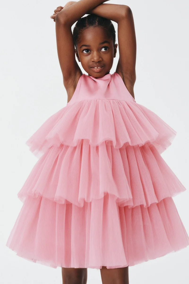 اتش اند ام فستان بتنورة تول متعددة الطبقات