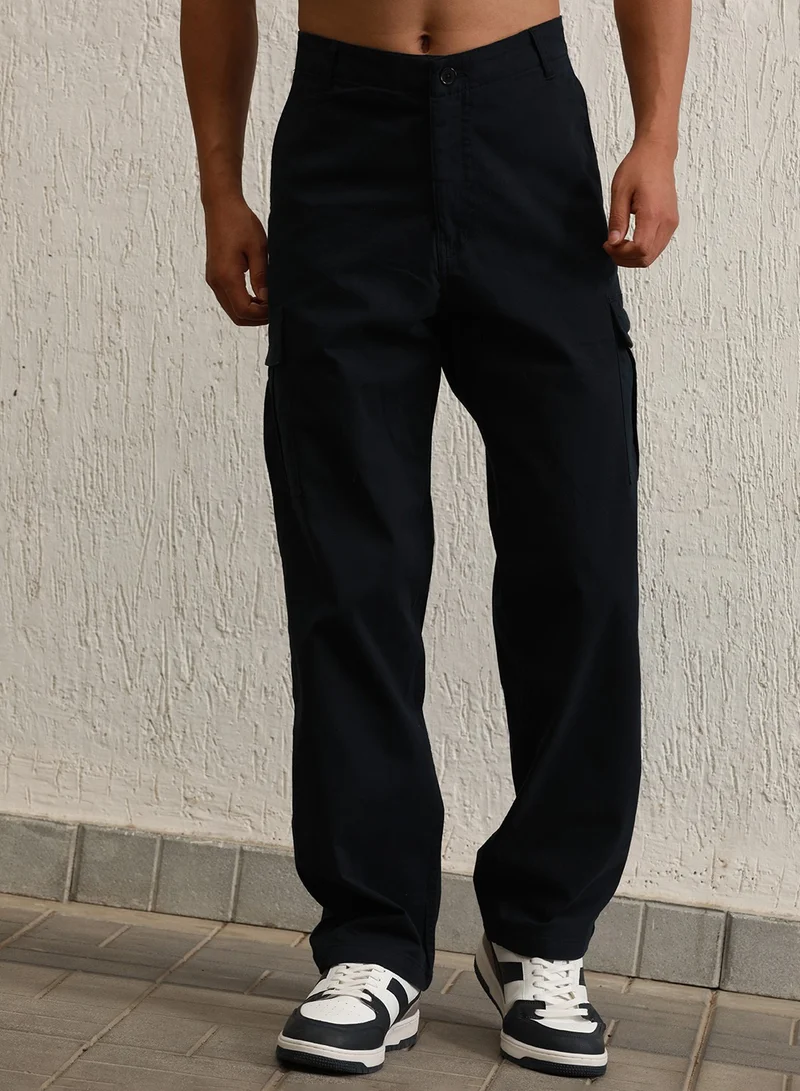 هوبرهولمي Navy Relaxed Fit Mid-Rise Cotton Cargo Trousers for Men