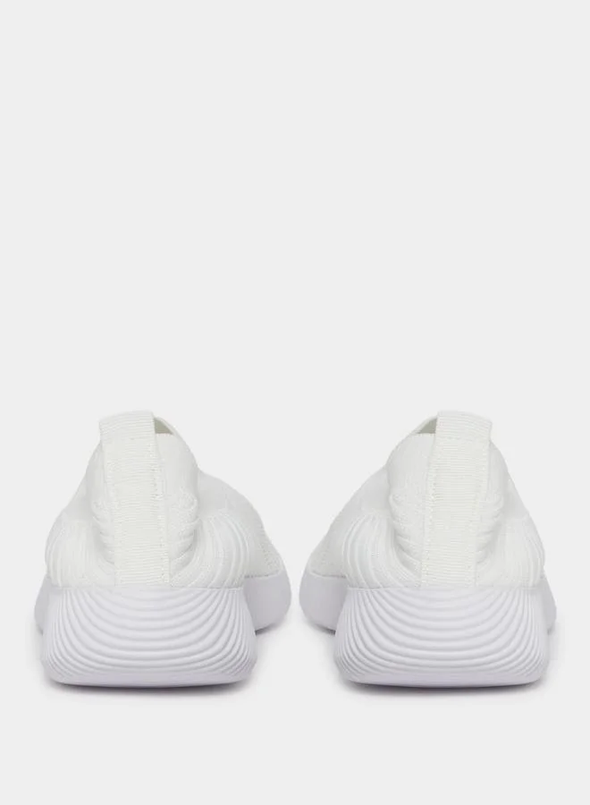 Styli Styli Textured Slip On Sneakers