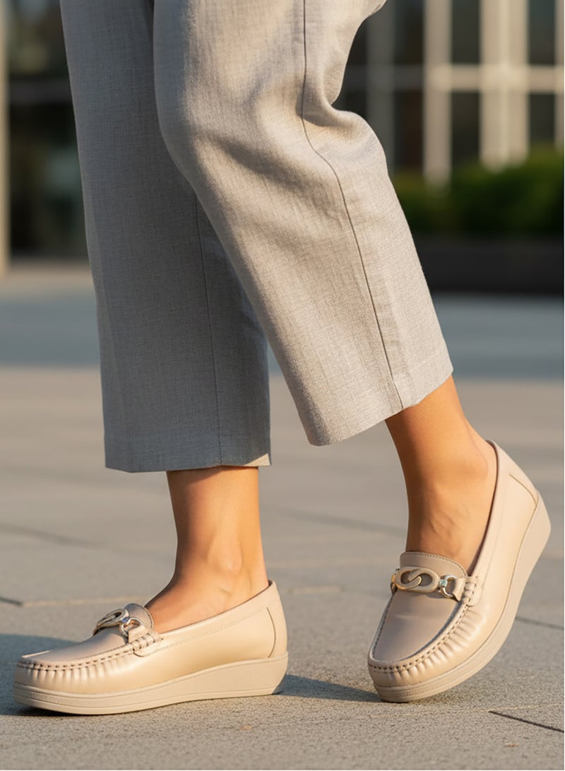 GRINTA Women Slip On Shoes - Image 3