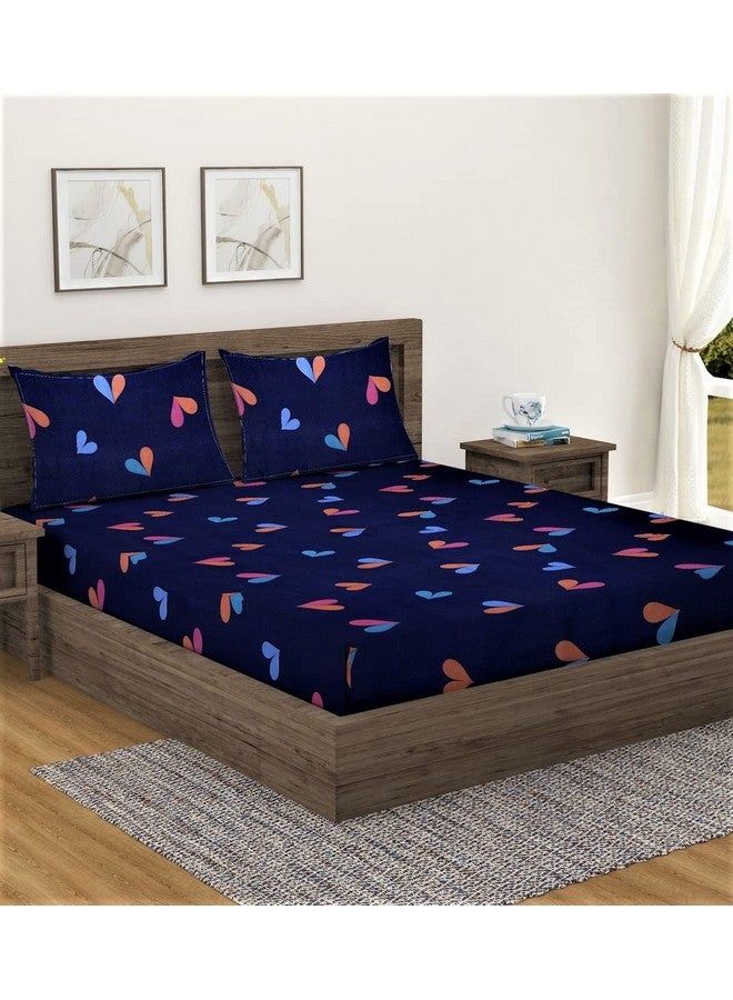 Fashion String ملاءة سرير مزدوجة من ميكروفايبر 144 TC بتصميم قلوب صغيرة باللون الأزرق الداكن مع 2 غطاء وسادة - Image 1