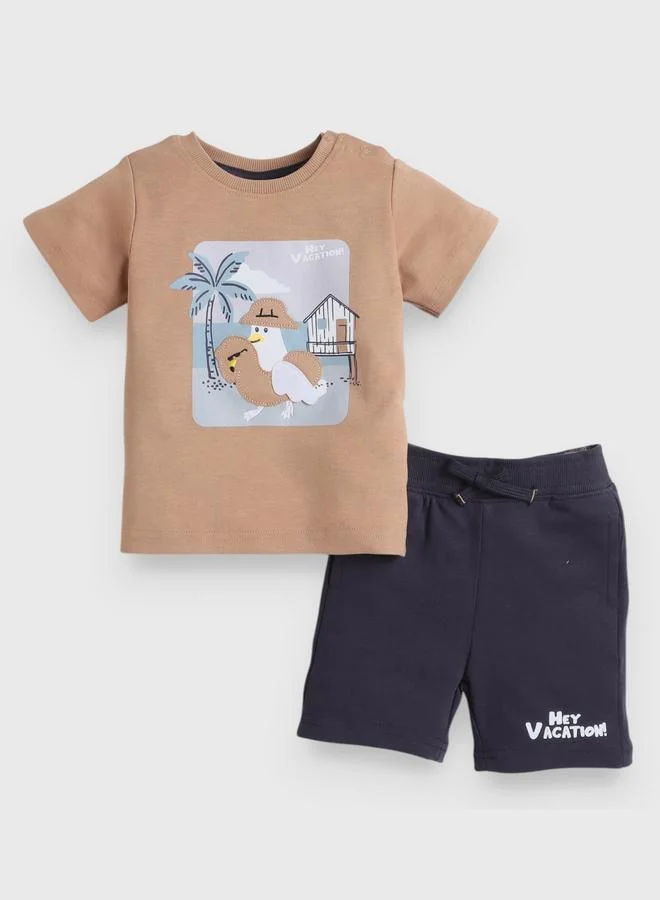 فكتور اند جين Victor And Jane Boys Patch Graphic T-Shirt and Shorts Set