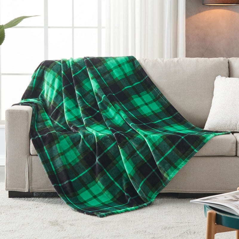 SOCHOW Flannel Fleece Throw Blanket 60 x 80 Inches, All Season Plaid Green Blanket for Bed, Couch, Car - Image 2
