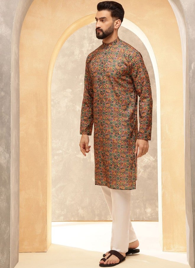 Sojanya قميص كورتا بقلنسوة مزخرفة بتصميمات عرقية للرجال - Image 1