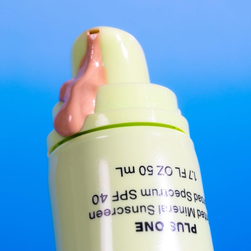 Bubble Daily Mineral Sunscreen Broad Spectrum SPF 40 - Tinted Sunscreen for Face with Zinc Oxide & Omega 3 Fatty Acids - Hydrating & Blurring Formula Suitable for All Skin Types (50ml) - Image 3