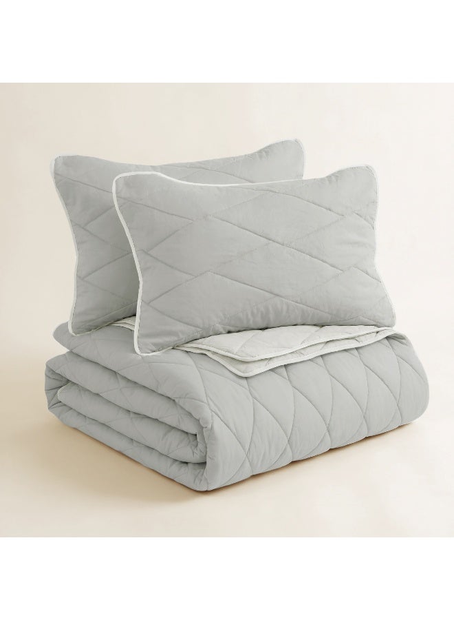 Morano Aura Quilt Set 230x250 cm with 2 50x70 cm Pillowcases, Double-Brushed Microfibre, Hollow Fibre Fill, Machine Washable - Image 1
