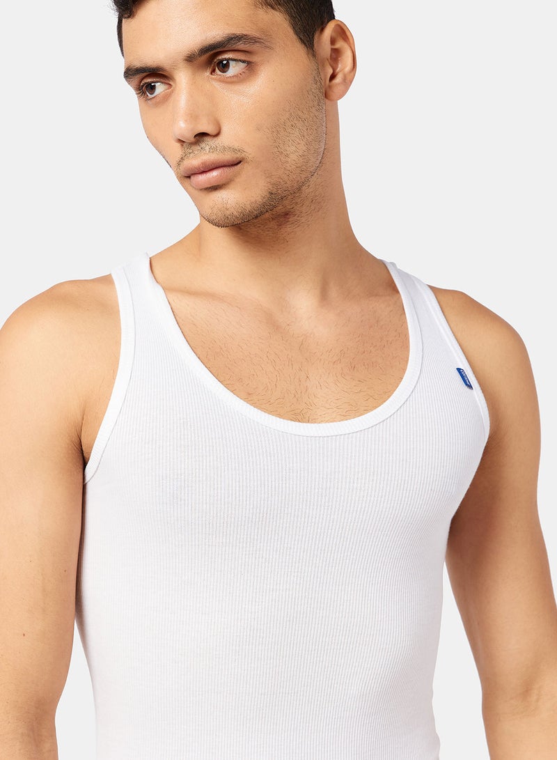 COTTONIL قميص داخلي أساسي بدون أكمام - Image 3