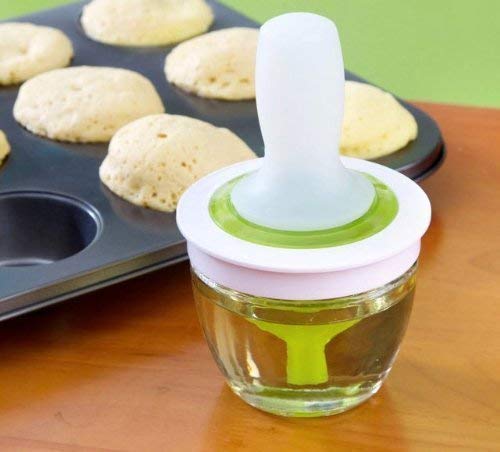 AMULAKH Silicone Heat Resistant Chefs basting Oil Brush with Bottle for Barbeque GrillingBaking Roasting Frying Cooking Oil Dispenser Set for Home Kitchen Green - Image 1