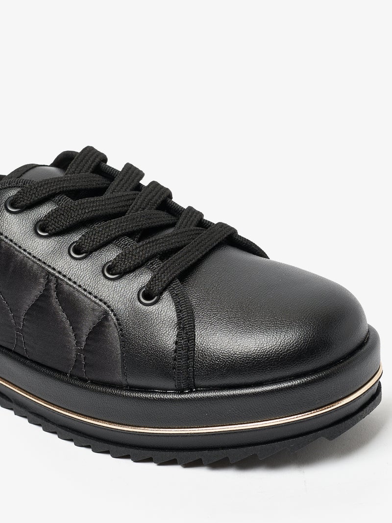 Beira Rio Lace Up Low Top Sneakers - Image 4