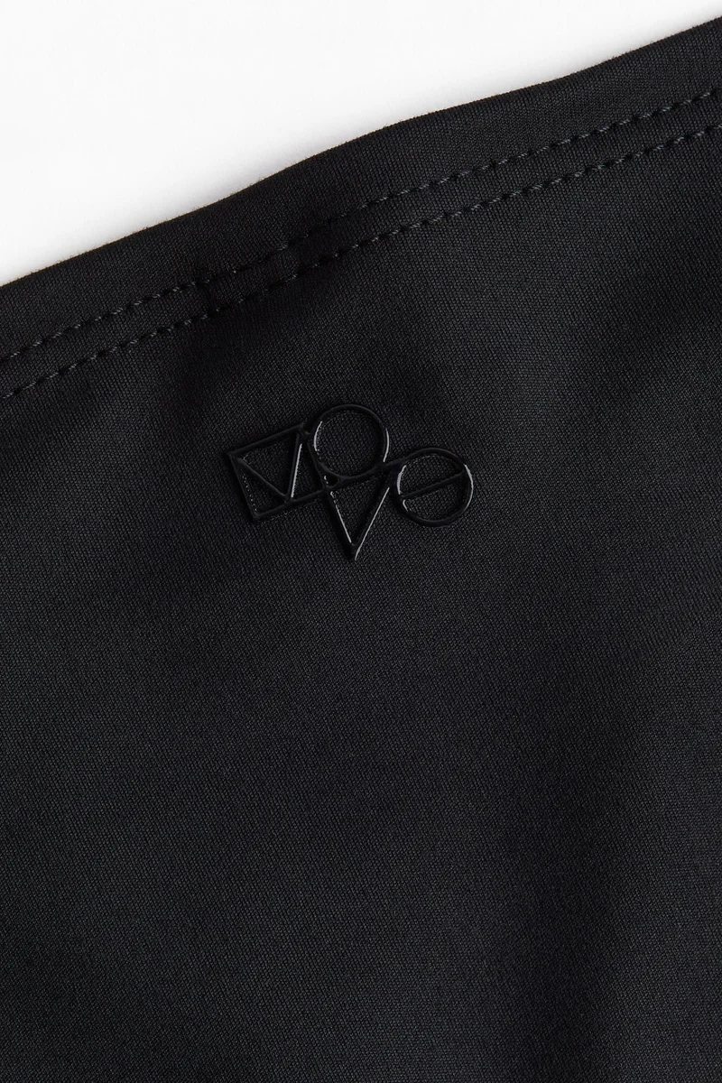 H&M Sports top in SoftMove™