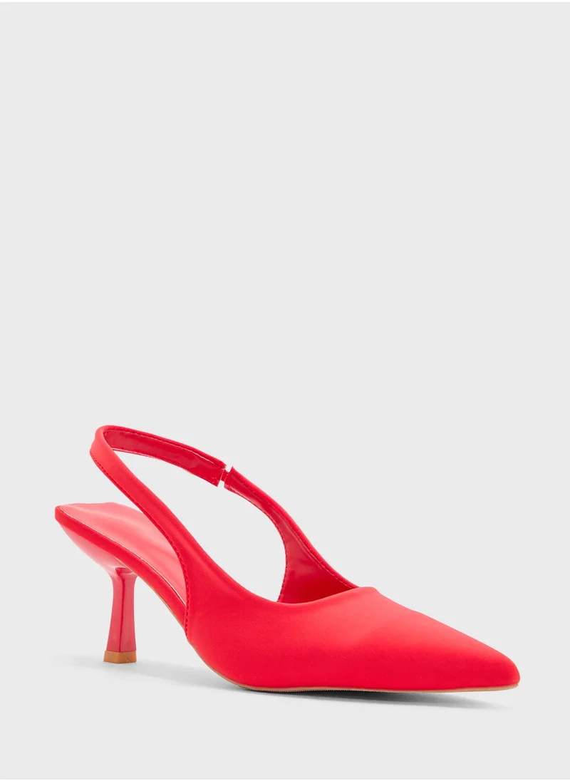 Ginger Ladies Classic Heeled Pump