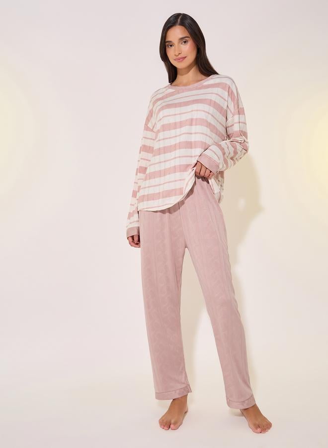 تايك تو طقم بيجامة وتيشيرت بياقة مستديرة مخطط بنسيج مميز - Image 1