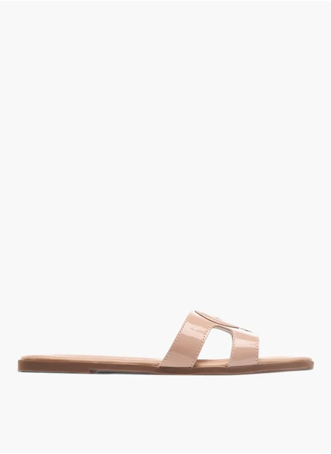 سيليست Womens Textured Slip-On Slide Sandals