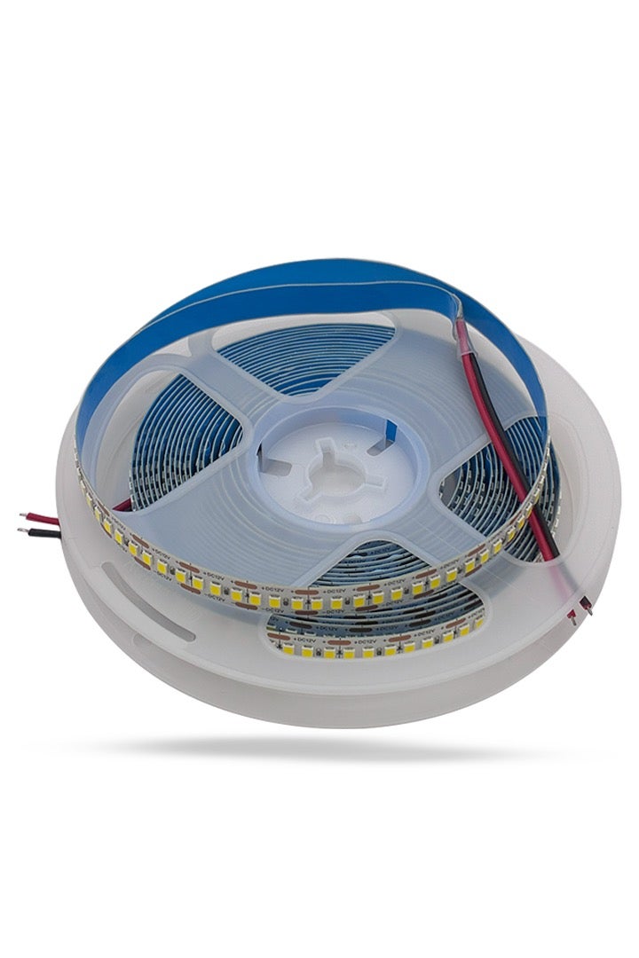 أي ديزاين شريط إضاءة LED – ضوء أبيض طبيعي 4000 كلفن – 220 ليد/متر – شريحة 2835 – رول 5 أمتار – 12 فولت  - Image 1