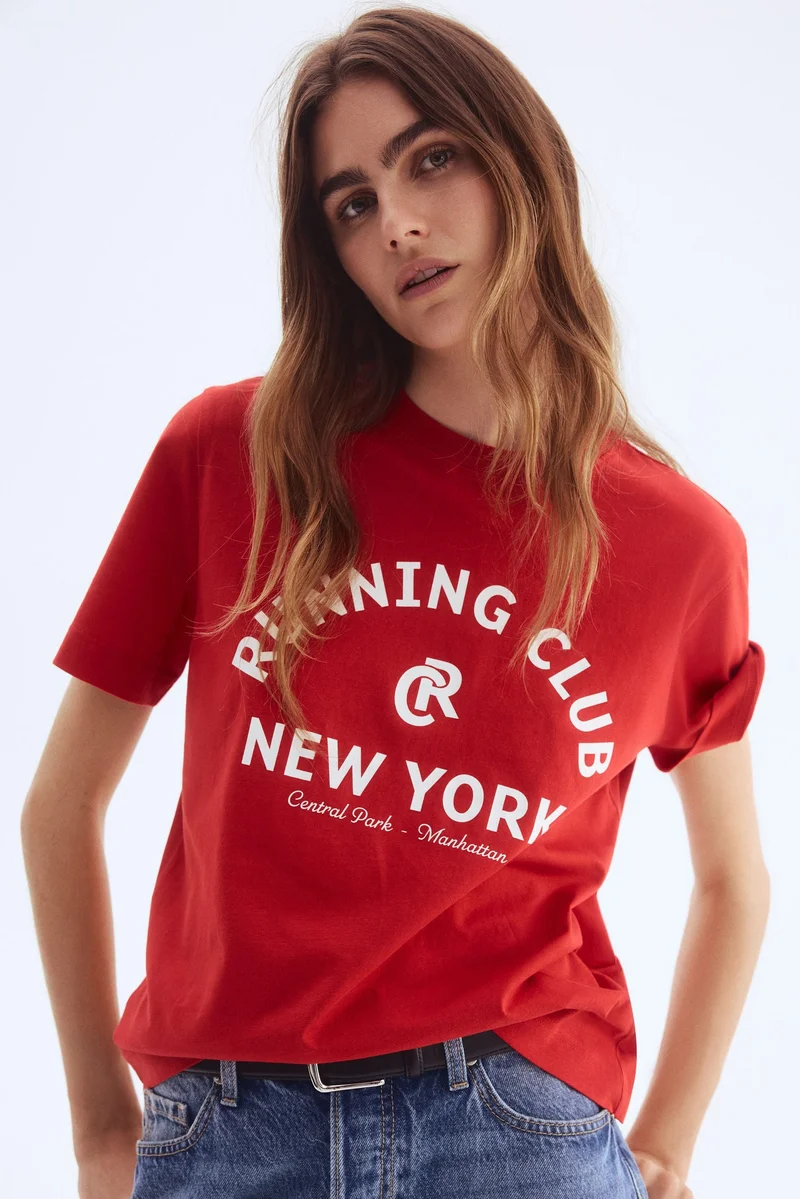 اتش اند ام تي-شيرت بتصميم مطبوع